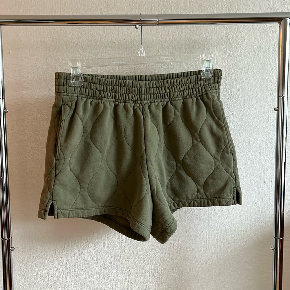 Abercrombie & Fitch Sunday Short Quilted